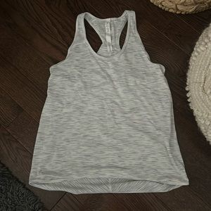 Lululemon tank top size 4 gray light weight